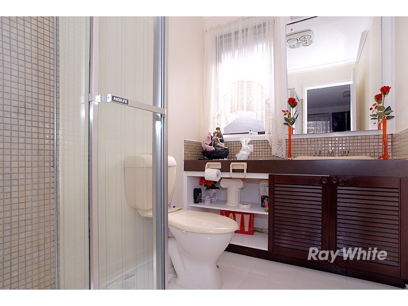 167 James Cook Drive, Endeavour Hills VIC 3802