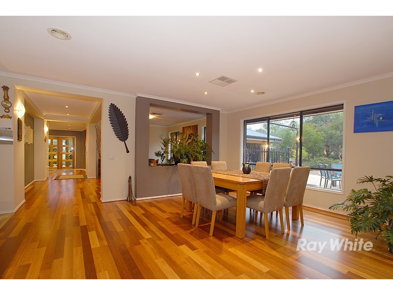 6 Radesin Rise, Narre Warren North VIC 3804