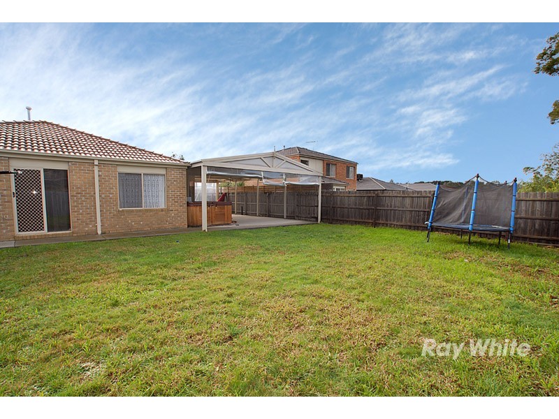 164 Sweeney Drive, Narre Warren VIC 3805