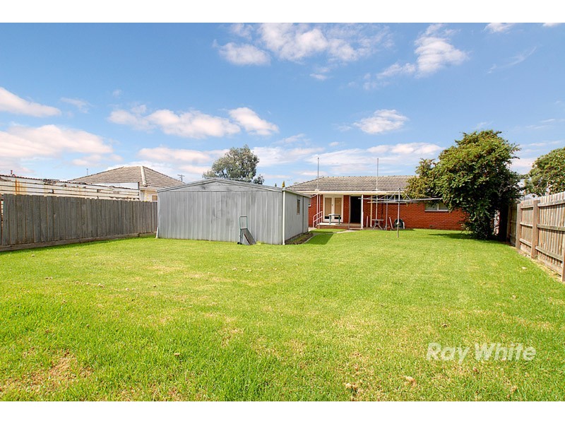 2 Efron Street, Dandenong North VIC 3175