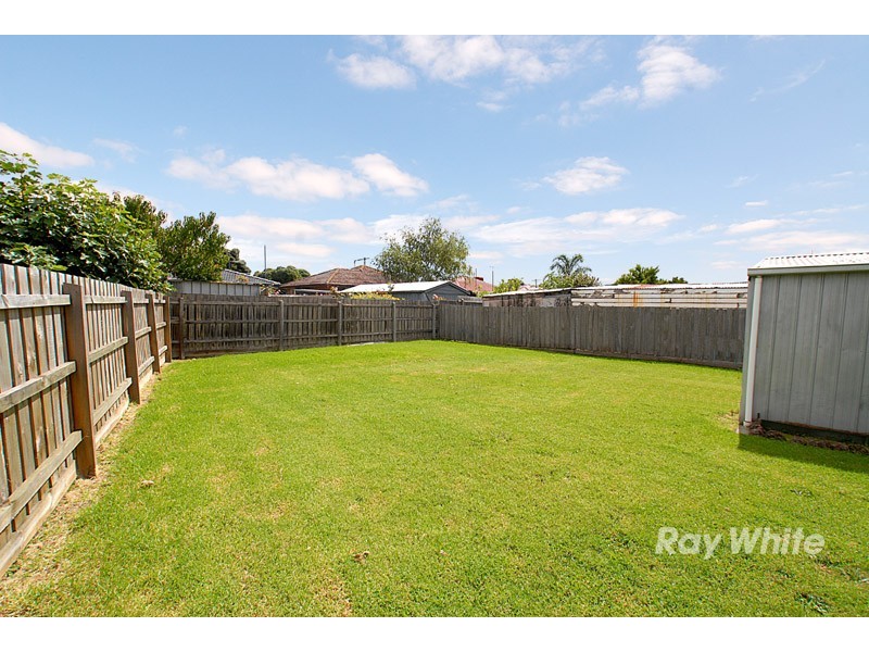 2 Efron Street, Dandenong North VIC 3175