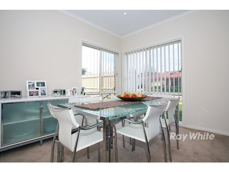 25 Boronia Avenue, Cranbourne VIC 3977