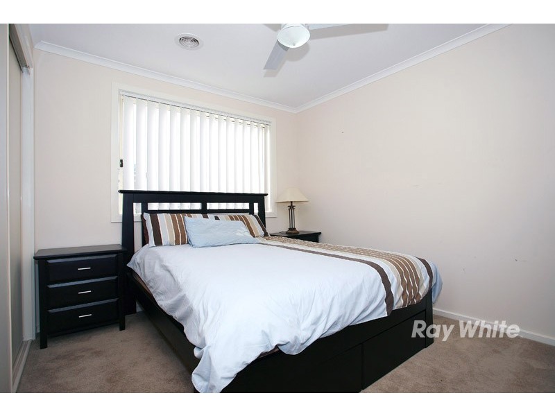 25 Boronia Avenue, Cranbourne VIC 3977