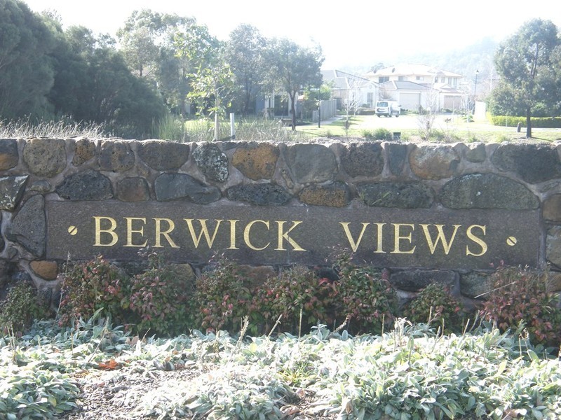 7 Crestview Drive, Beaconsfield VIC 3807