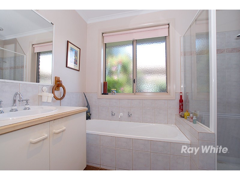 23 Rutland Road, Berwick VIC 3806