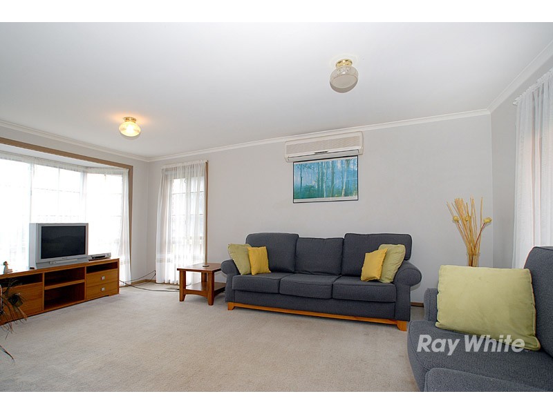 1/3 Maryn Close, Berwick VIC 3806