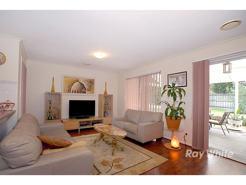 5 Sunset Place, Hampton Park VIC 3976