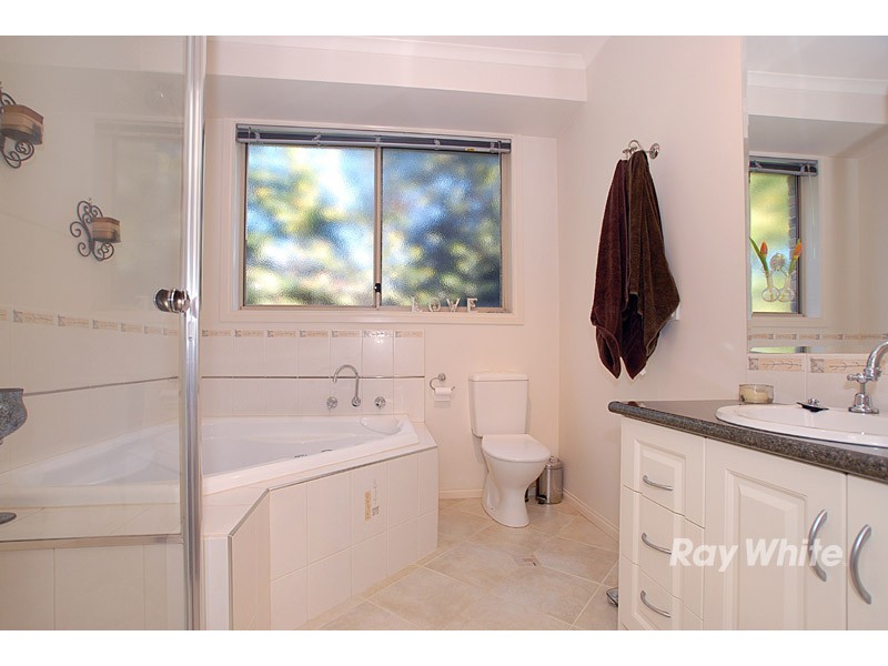 7 Avon Court, Berwick VIC 3806