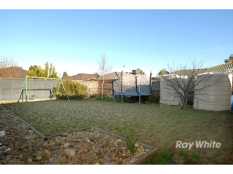 7 Avon Court, Berwick VIC 3806