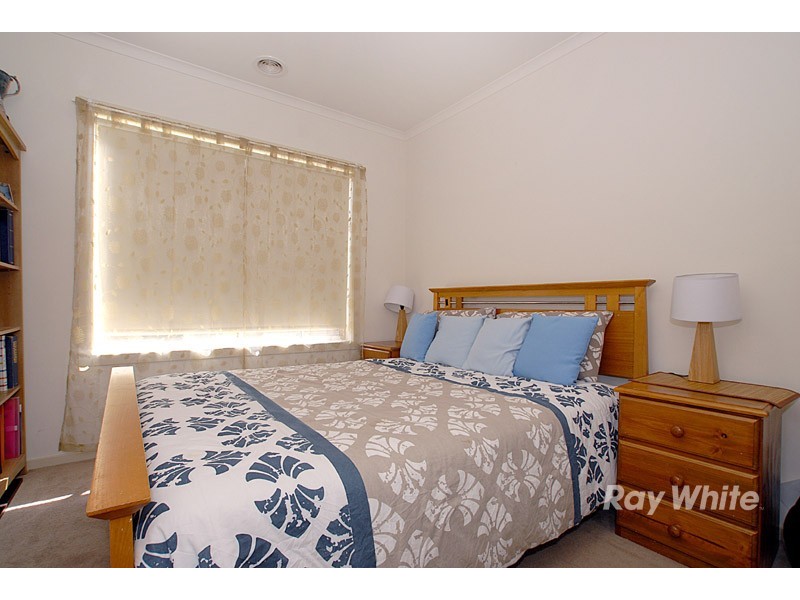 2 Red Gum Circuit, Pakenham VIC 3810
