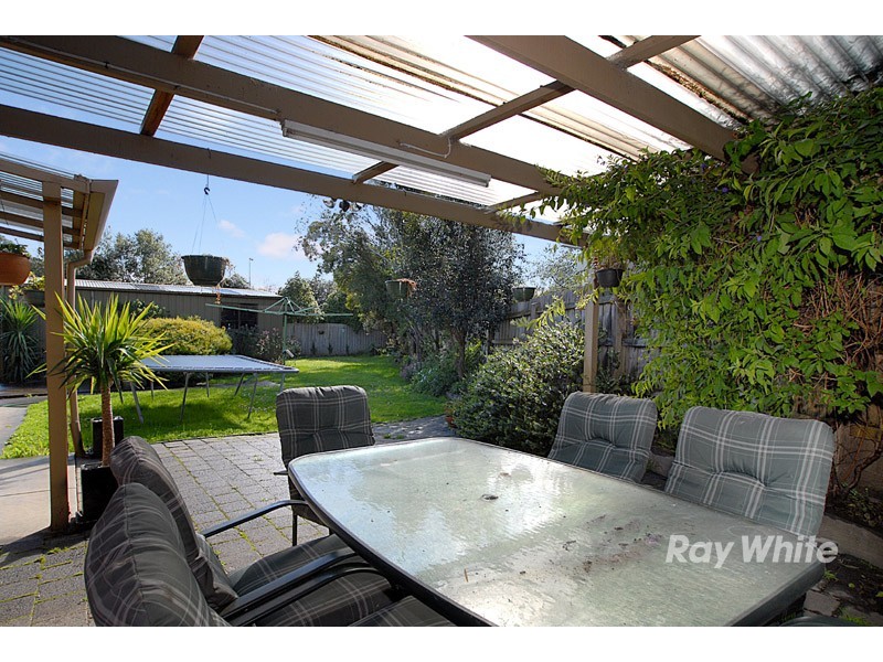 35 Bemersyde Drive, Berwick VIC 3806