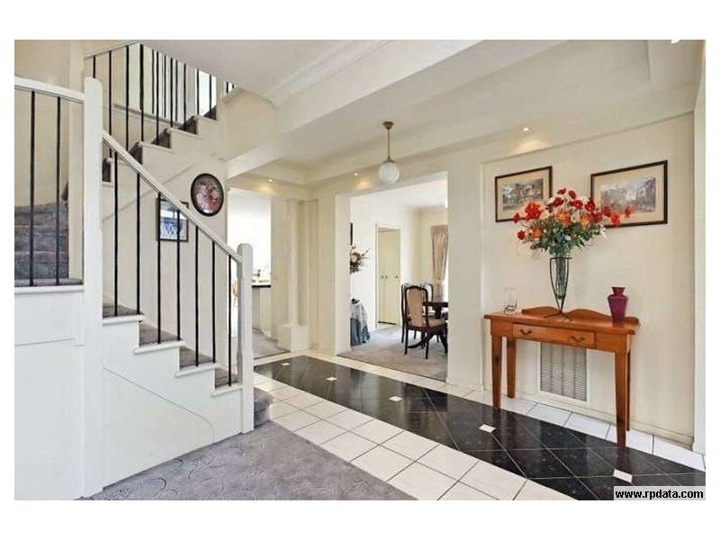 27 President Road, Narre Warren South VIC 3805