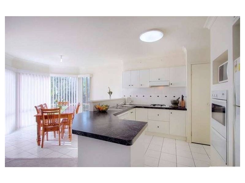 27 President Road, Narre Warren South VIC 3805