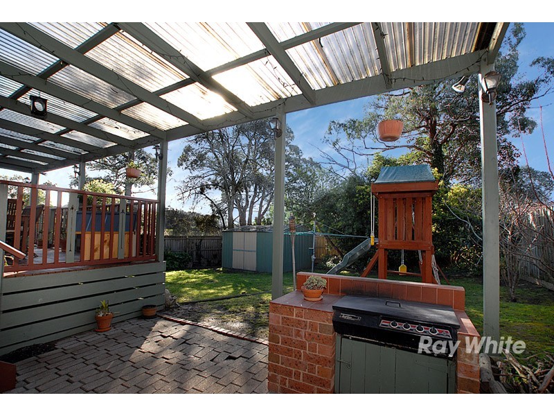 3 Orton Rise, Endeavour Hills VIC 3802