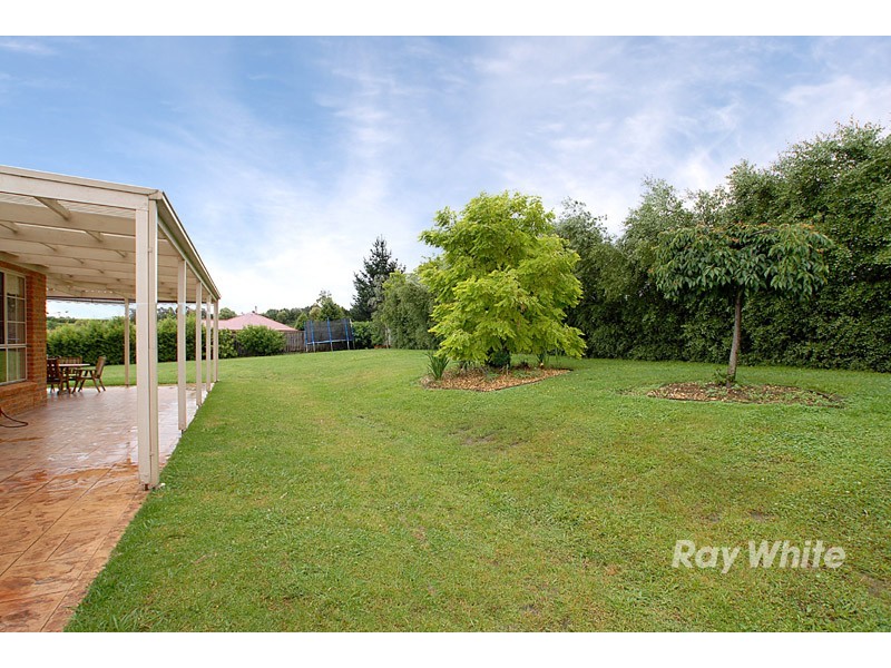 17-19 St Helens Crescent, Narre Warren North VIC 3804