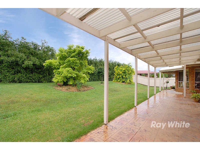 17-19 St Helens Crescent, Narre Warren North VIC 3804