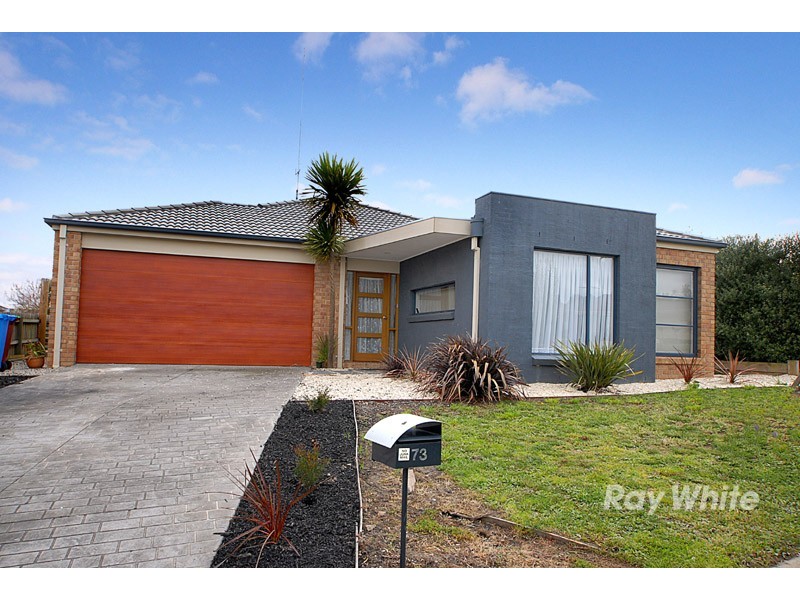 73 Earlsfield Drive, Berwick VIC 3806