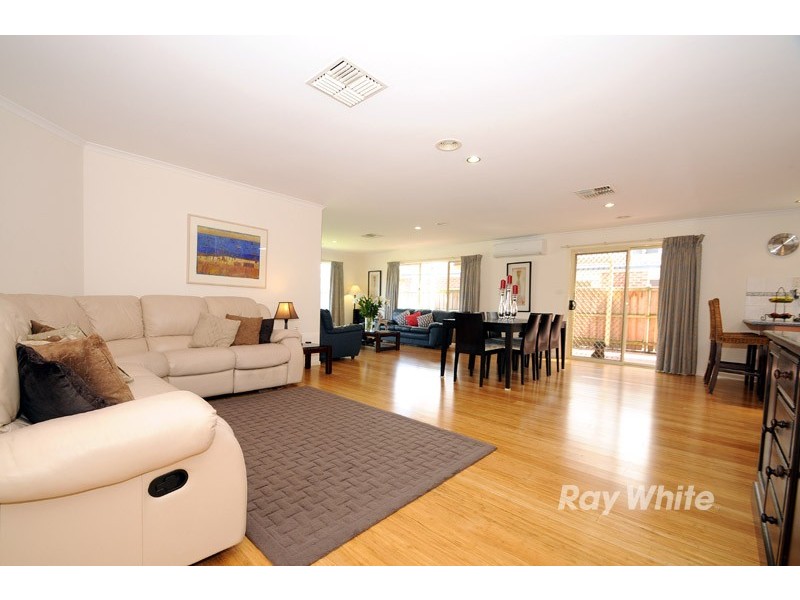 41 Eucumbene Drive, Berwick VIC 3806