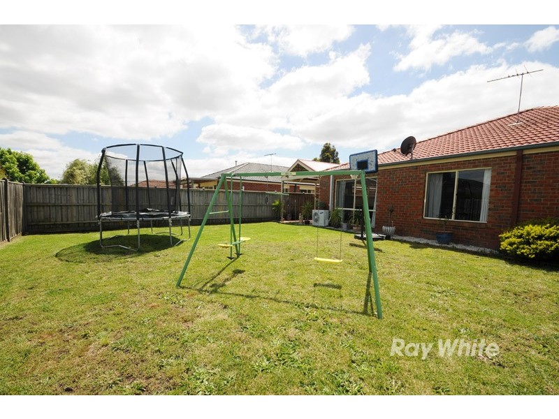 41 Eucumbene Drive, Berwick VIC 3806