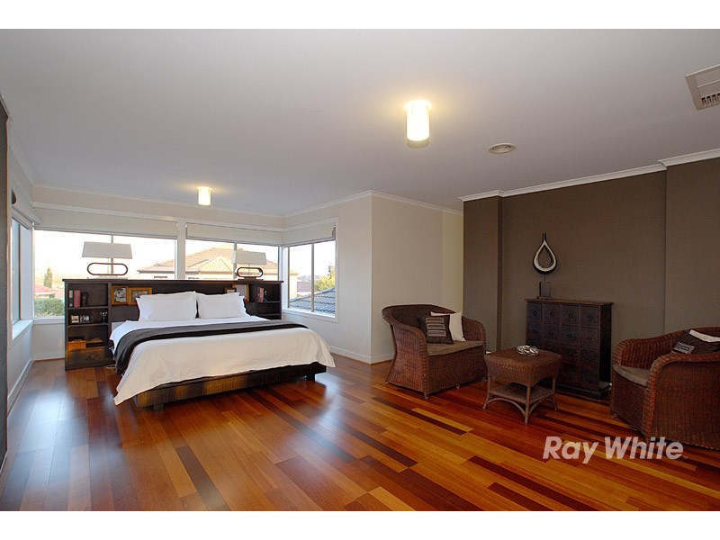 10 Pimento Close, Narre Warren South VIC 3805