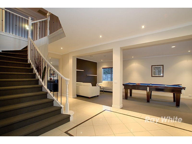 10 Pimento Close, Narre Warren South VIC 3805