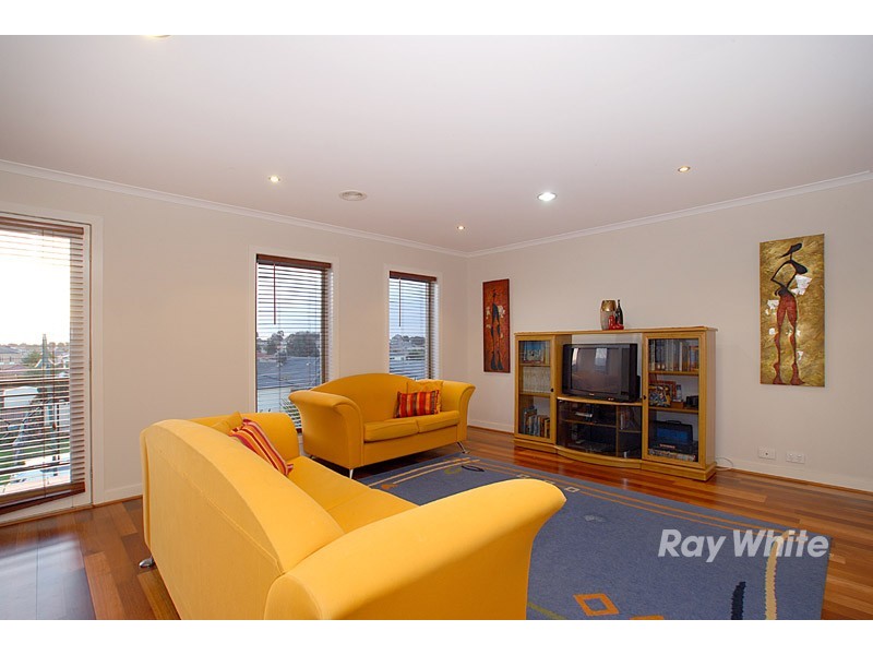 10 Pimento Close, Narre Warren South VIC 3805