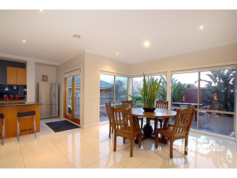 10 Pimento Close, Narre Warren South VIC 3805