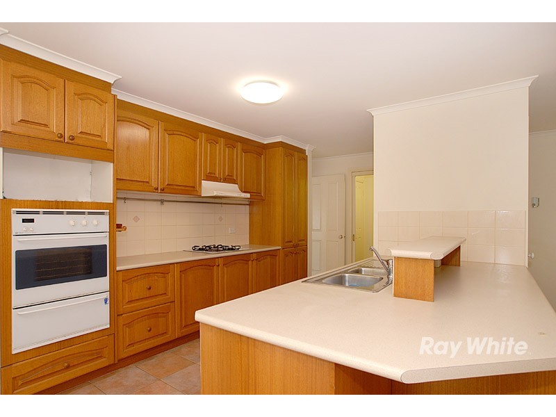 1 Akita Court, Berwick VIC 3806