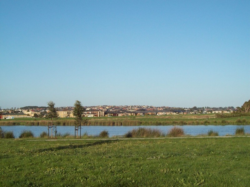 41 The Esplanade, Narre Warren South VIC 3805