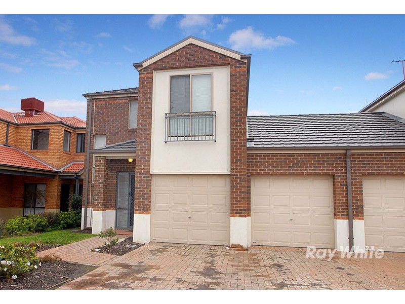 5 Boronia Avenue, Cranbourne VIC 3977