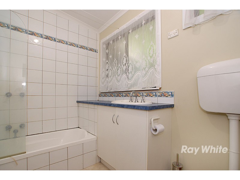 1/8 Sweeney Drive, Narre Warren VIC 3805