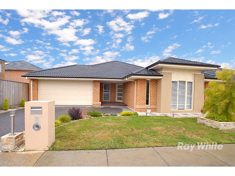 3 Grand Manor Drive, Berwick VIC 3806