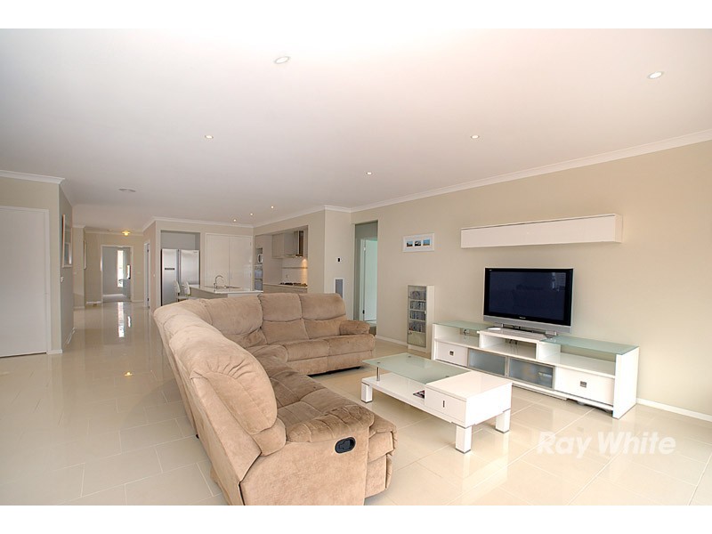 3 Grand Manor Drive, Berwick VIC 3806