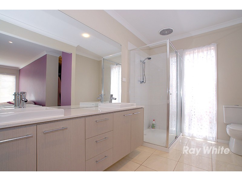 3 Grand Manor Drive, Berwick VIC 3806