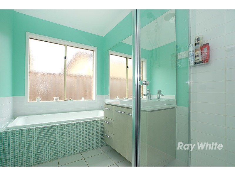 3 Grand Manor Drive, Berwick VIC 3806