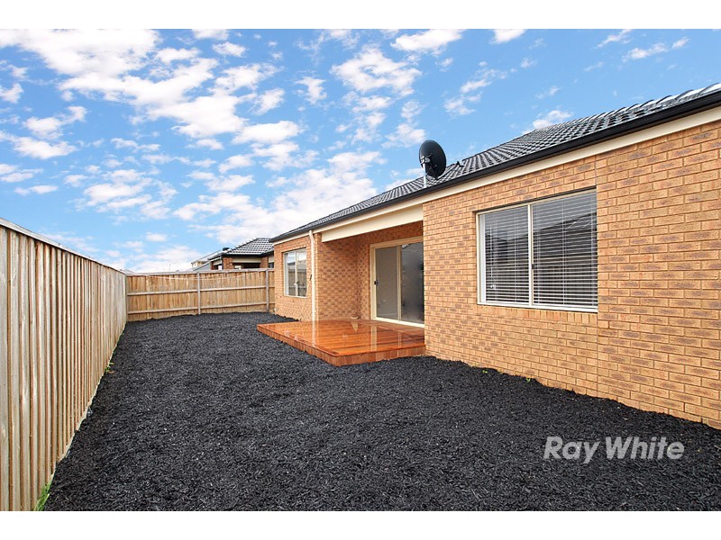 3 Grand Manor Drive, Berwick VIC 3806