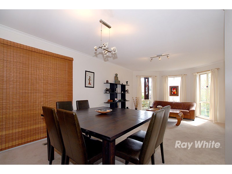 9 Ferncroft Court, Berwick VIC 3806