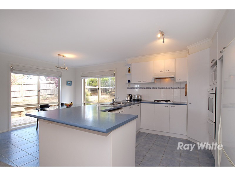 9 Ferncroft Court, Berwick VIC 3806
