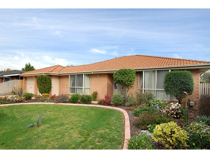 28 Murdoch Avenue, Narre Warren VIC 3805