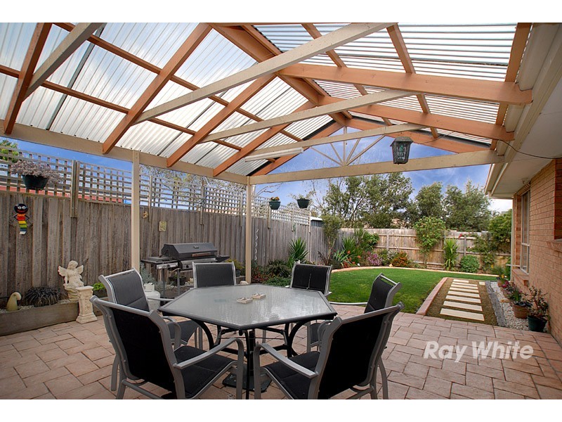 28 Murdoch Avenue, Narre Warren VIC 3805