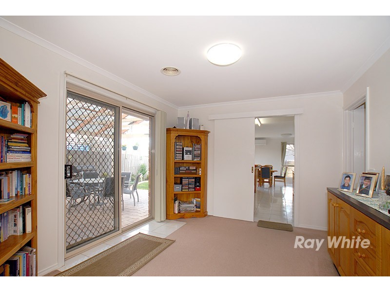 28 Murdoch Avenue, Narre Warren VIC 3805