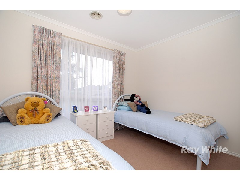 28 Murdoch Avenue, Narre Warren VIC 3805