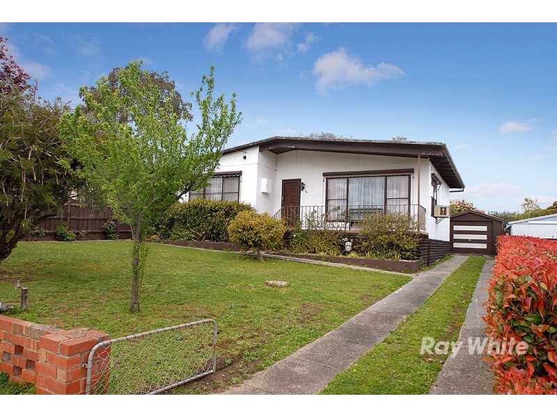 24 Ti Tree Drive, Doveton VIC 3177