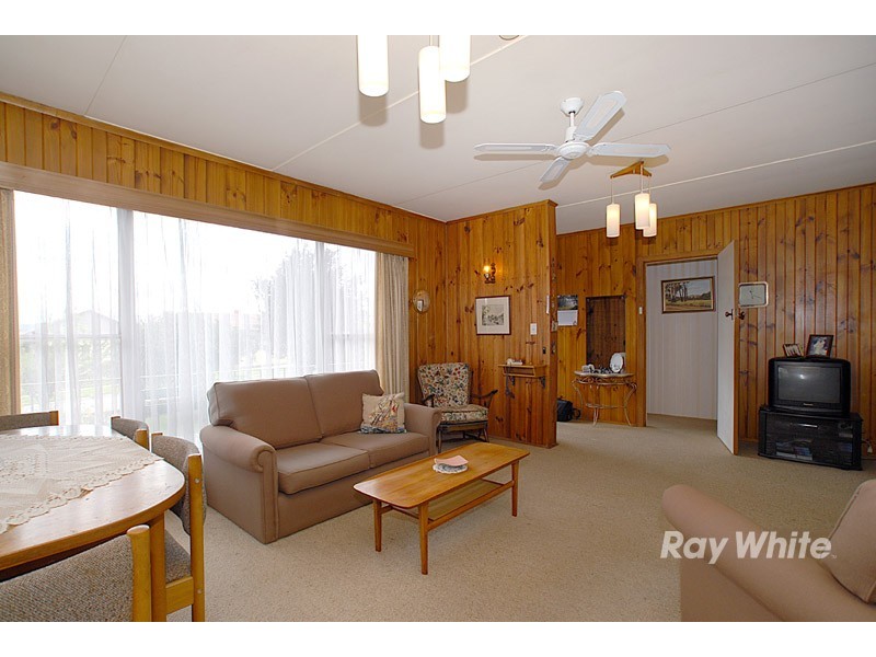 24 Ti Tree Drive, Doveton VIC 3177
