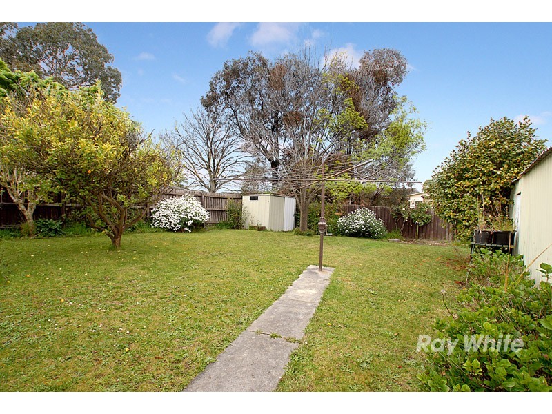 24 Ti Tree Drive, Doveton VIC 3177