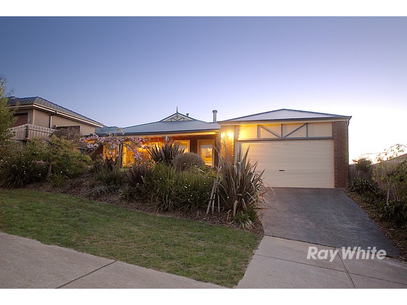 49 Whistler Drive, Berwick VIC 3806