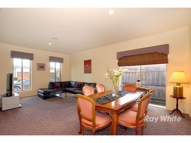 22 Jamieson Way, Berwick VIC 3806