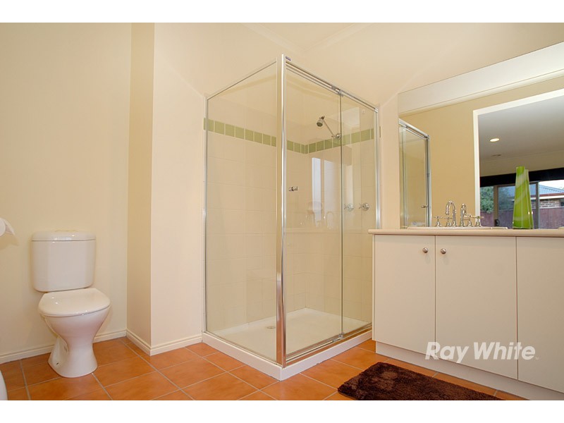 22 Jamieson Way, Berwick VIC 3806