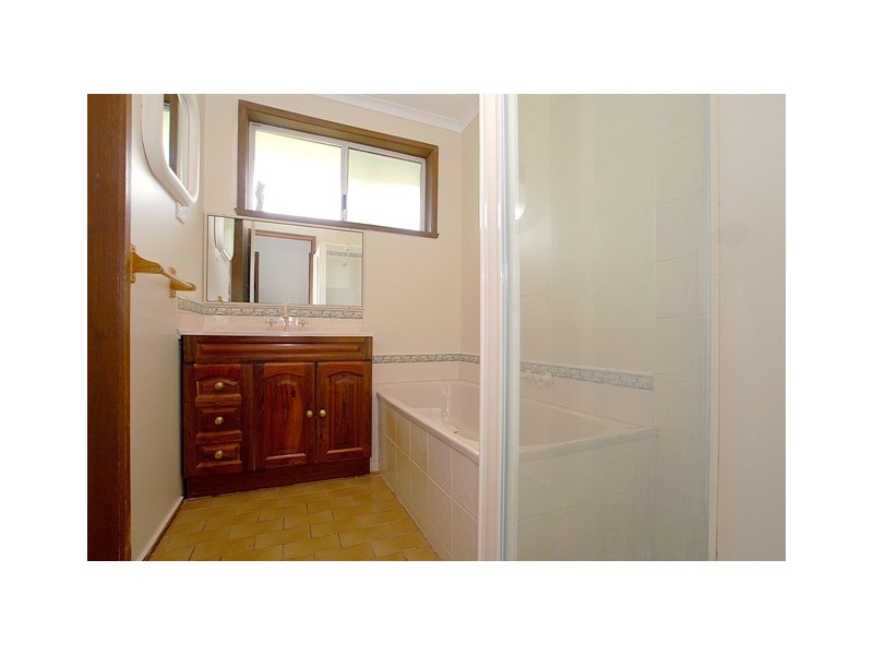 9 Wynette Court, Hampton Park VIC 3976