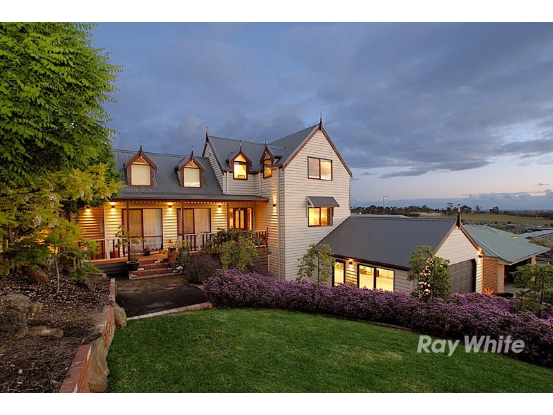 6 Walhalla Court, Beaconsfield VIC 3807
